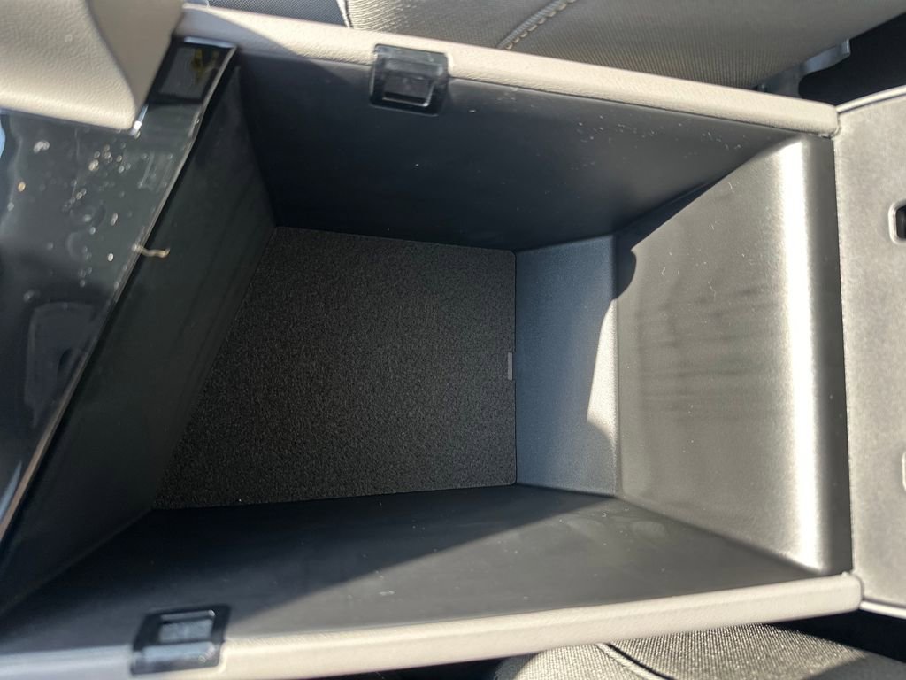 New 2026 Hyundai Elantra Hybrid FWD image 25