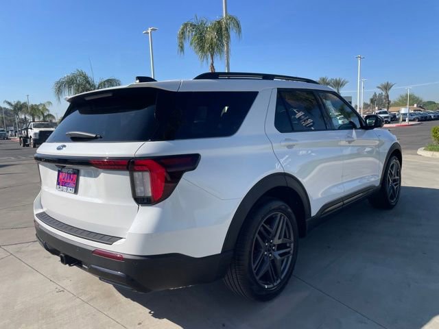 New 2026 Ford Explorer ST-Line w/ ST-Line Street Pack RWD image 5