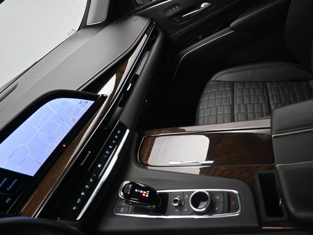 Used 2024 Cadillac Escalade ESV Premium Luxury Platinum image 20