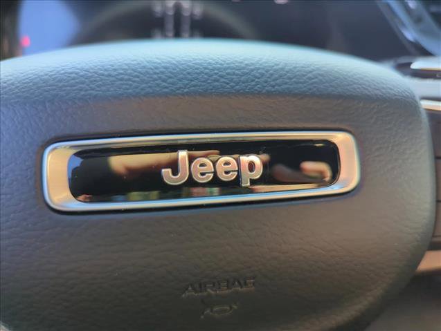 New 2026 Jeep Grand Cherokee L Limited AWD/4WD image 17