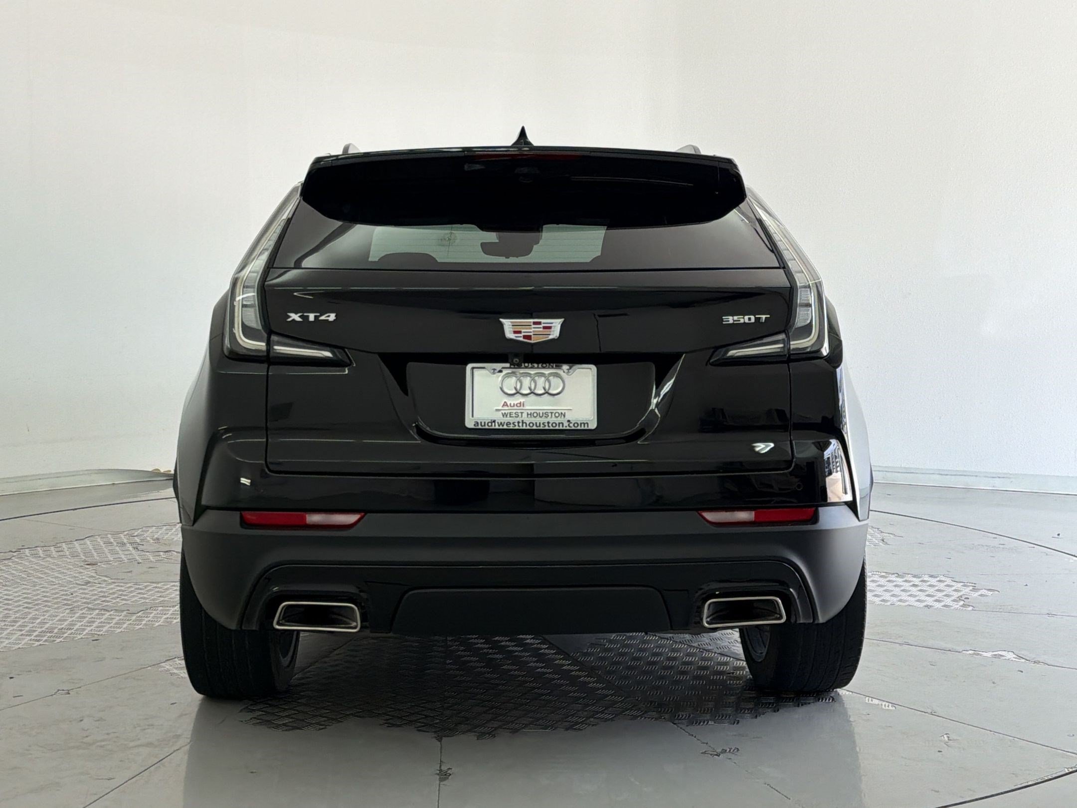 Used 2022 Cadillac XT4 Sport w/ Comfort Package FWD image 10
