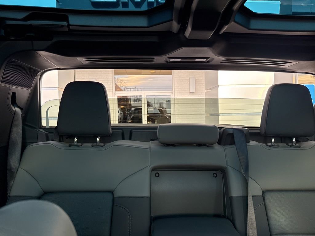 Used 2025 GMC Hummer EV 3X image 48