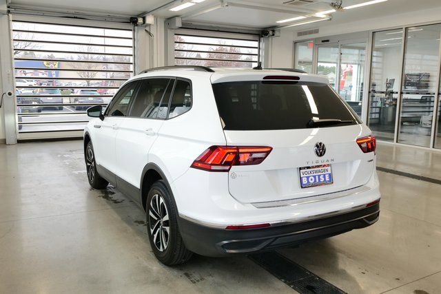 Used 2022 Volkswagen Tiguan S image 4