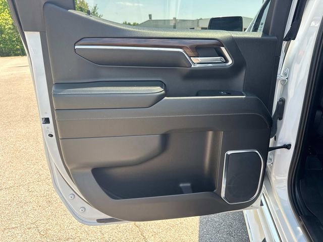 Used 2024 GMC Sierra 1500 SLT AWD/4WD image 14