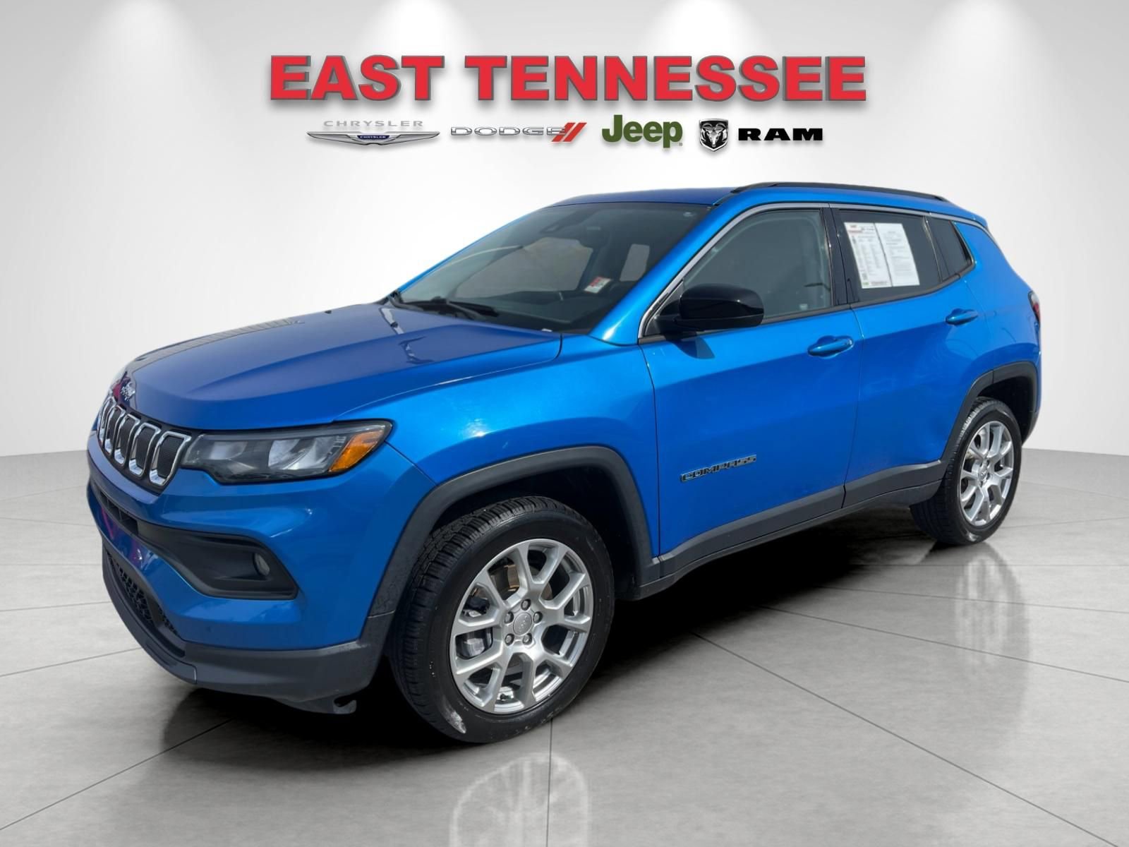 Used 2022 Jeep Compass Latitude image 7