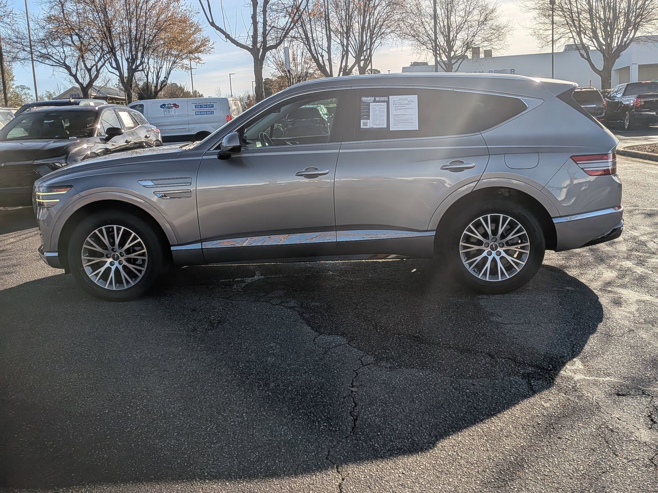 Used 2024 Genesis GV80 2.5T image 6