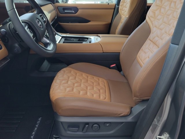 New 2026 Nissan Armada Platinum Reserve image 9