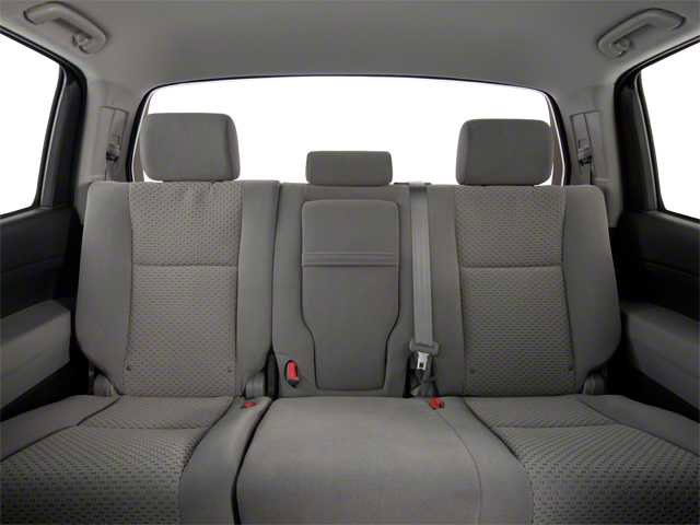 Used 2010 Toyota Tundra 4x4 CrewMax image 11