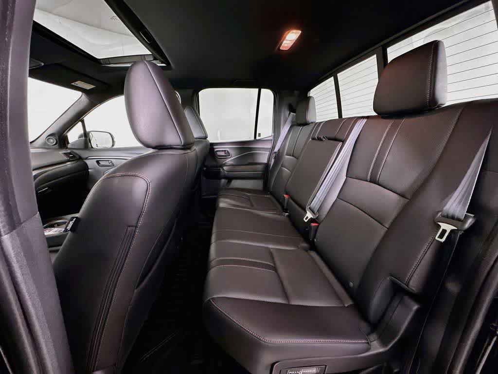 Used 2025 Honda Ridgeline TrailSport image 13