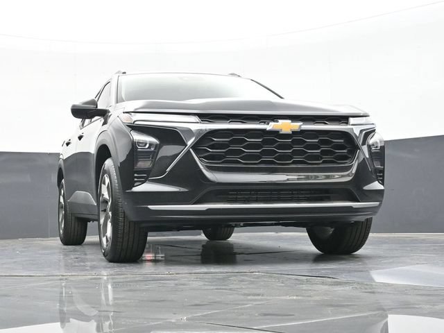 New 2026 Chevrolet Trax LT w/ Driver Confidence Package FWD image 46