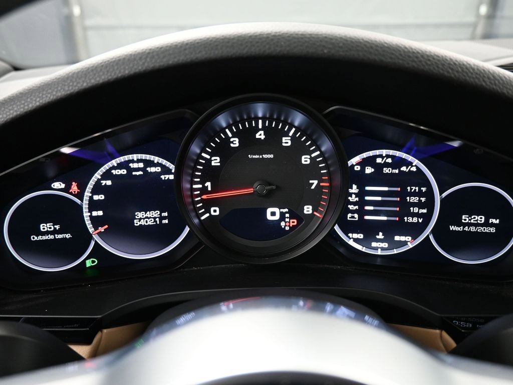 Used 2020 Porsche Cayenne AWD/4WD image 18