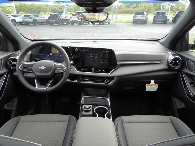 New 2026 Chevrolet Equinox LT w/ Safety and Technology Package image 34