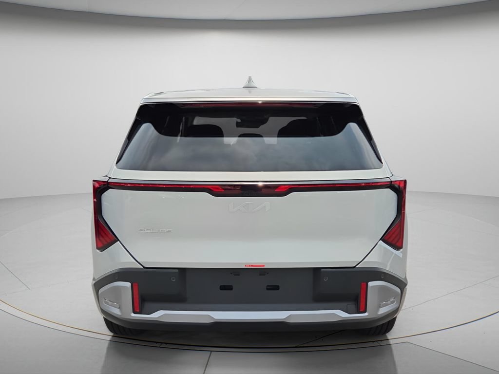 New 2027 Kia Seltos S FWD image 4
