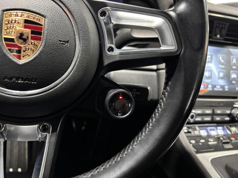 Used 2017 Porsche 911 Carrera S image 18