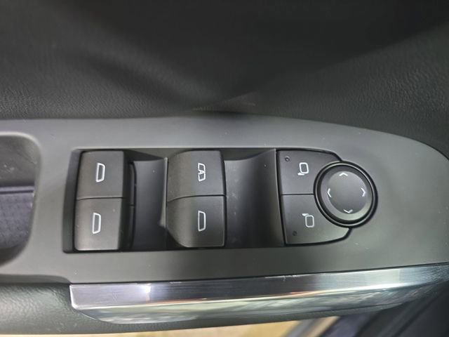 New 2026 Chevrolet Traverse LT w/ Driver Confidence Package image 30