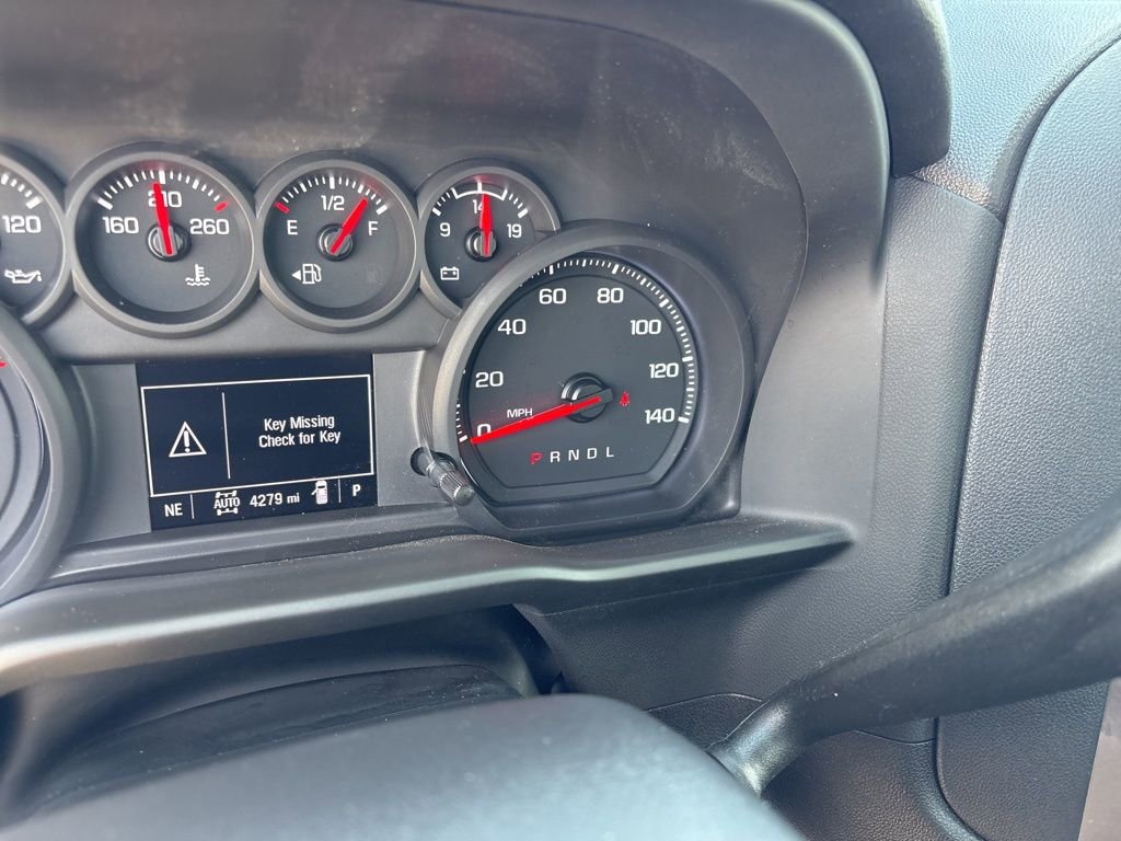 Used 2025 Chevrolet Silverado 1500 W/T w/ WT Value Package image 22