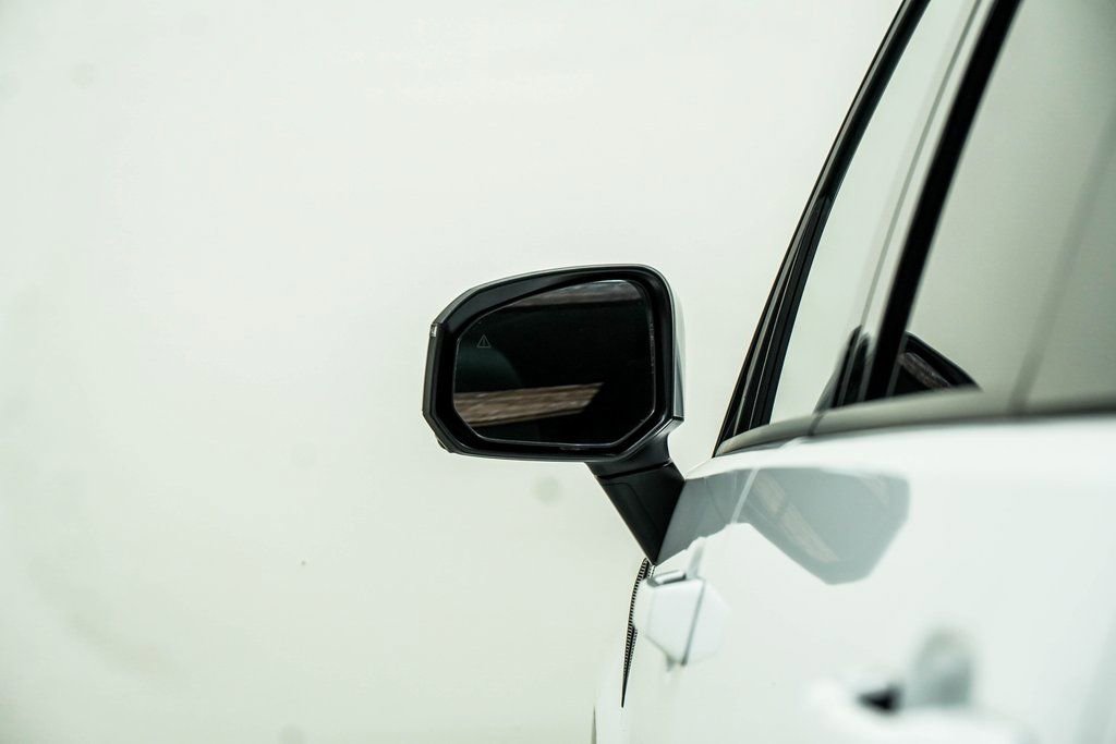 Used 2024 Hyundai Santa Fe Limited image 14