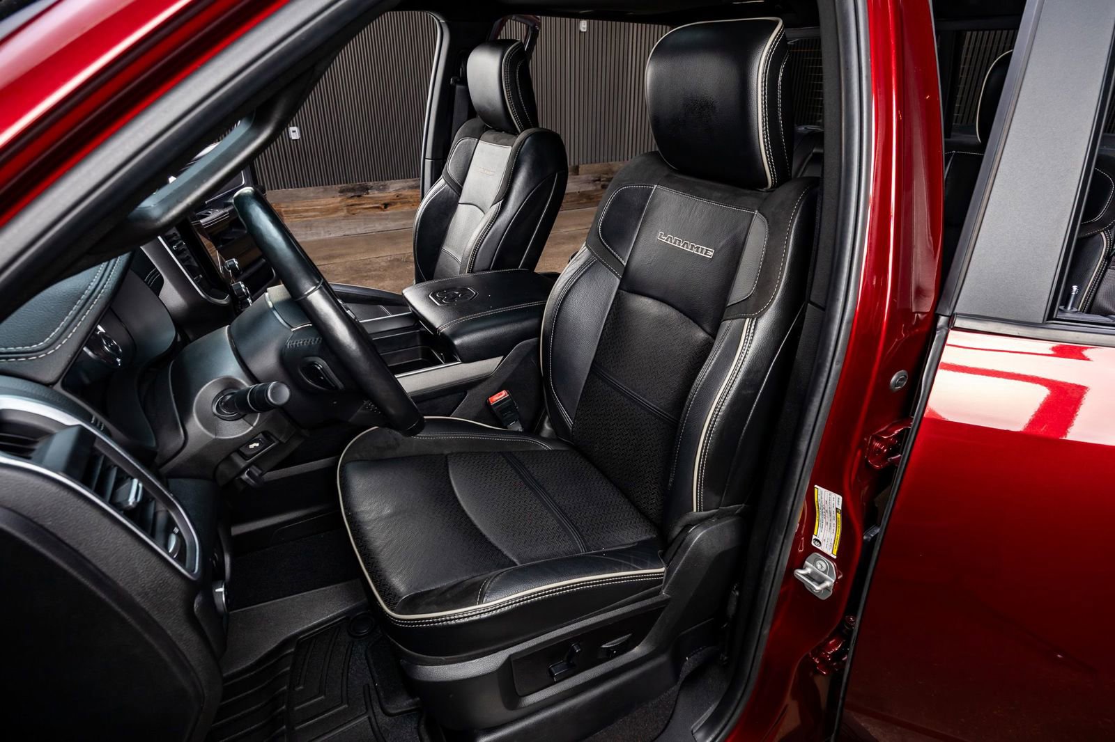 Used 2020 RAM 2500 Laramie image 29