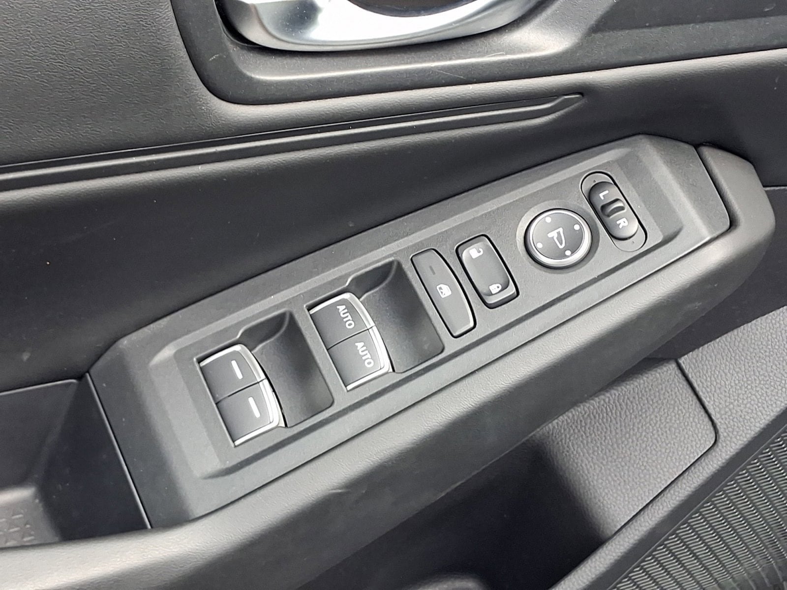 Used 2024 Honda Accord EX image 13