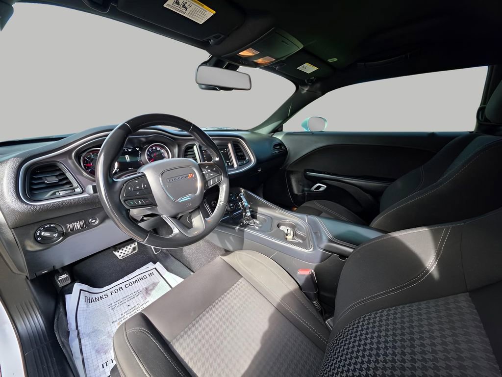 Used 2021 Dodge Challenger SXT w/ Driver Convenience Group image 14