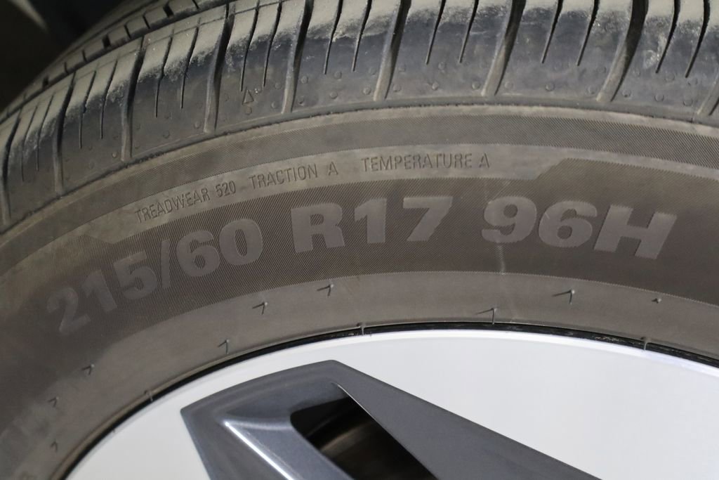 Used 2024 Hyundai Kona SEL FWD image 43