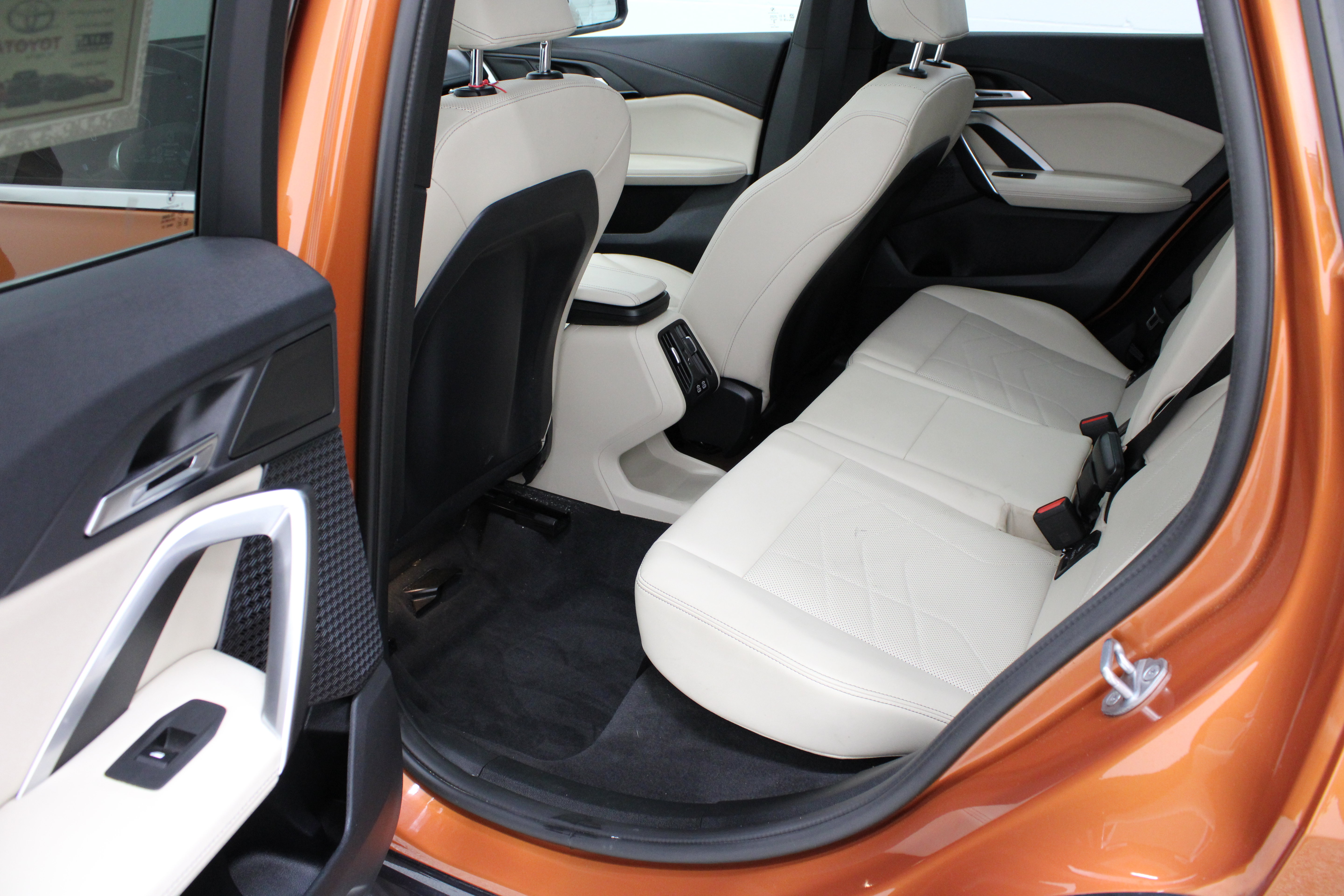 Used 2025 BMW X1 xDrive28i w/ Technology Package AWD/4WD image 30
