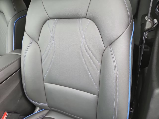 Used 2024 Buick Envista Sport Touring w/ Convenience I Package FWD image 14