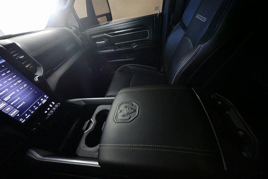 Used 2024 RAM 2500 Laramie w/ Night Edition image 35