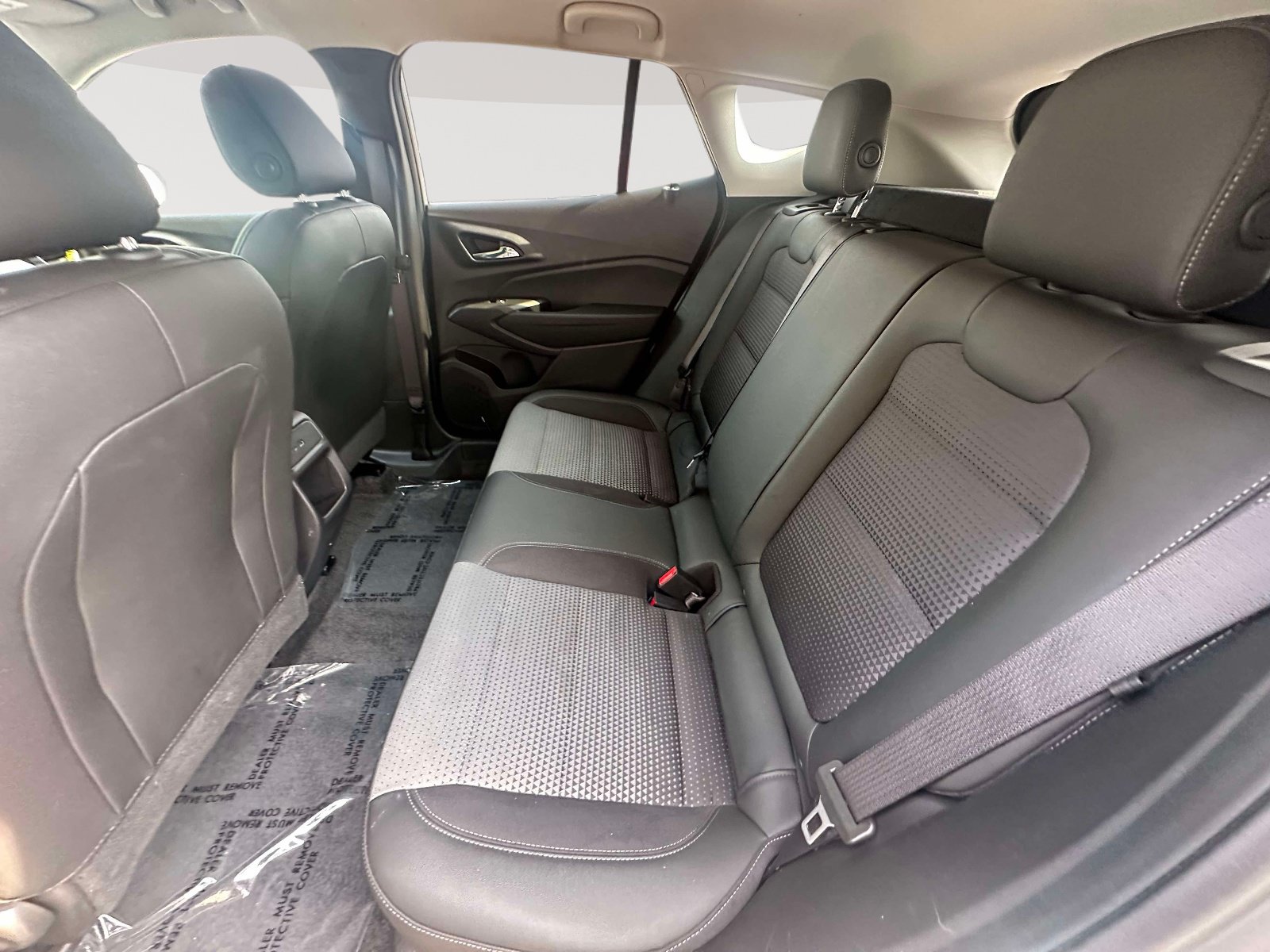 Used 2025 Chevrolet Trax LT FWD image 30