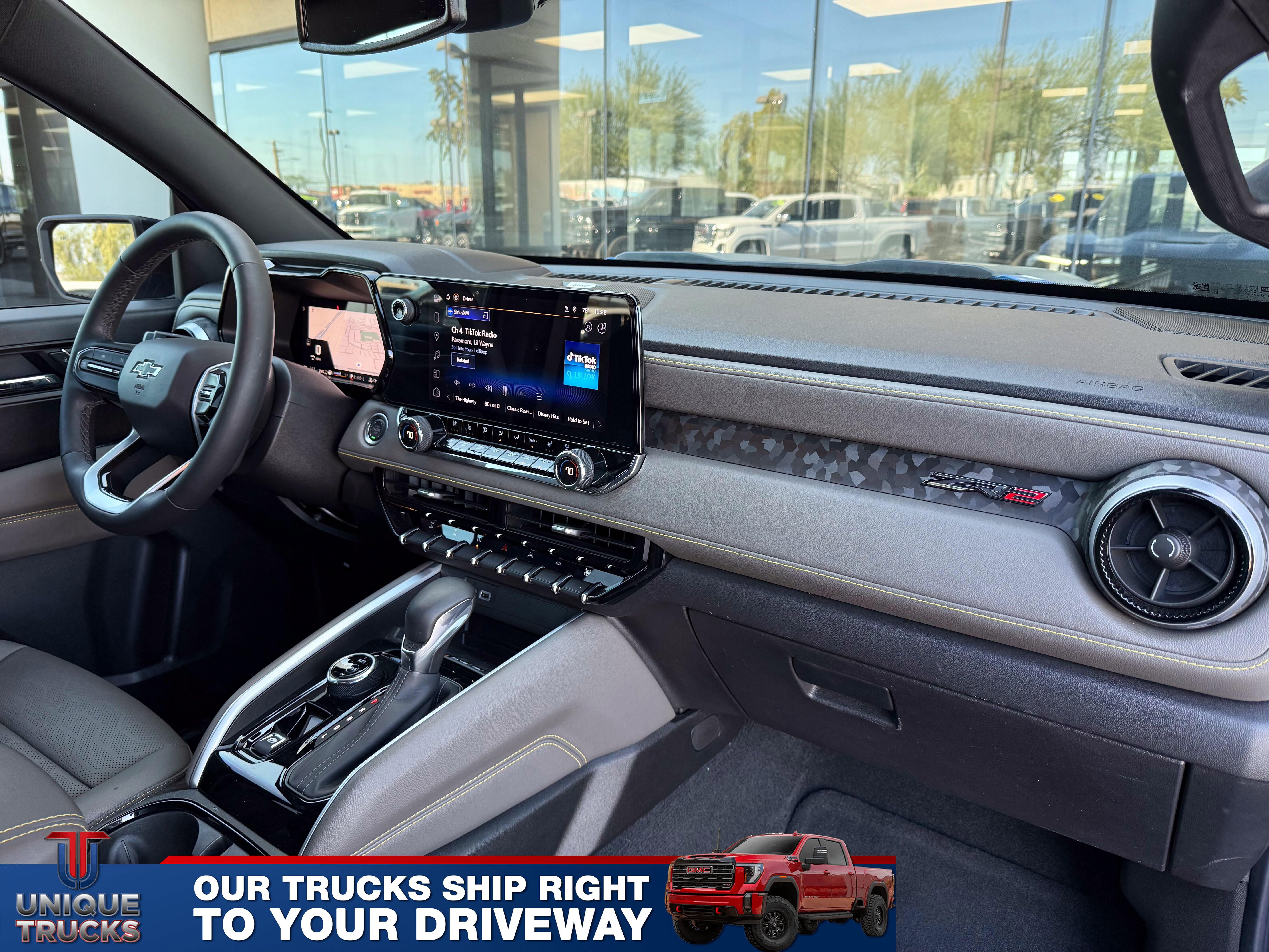 Used 2025 Chevrolet Colorado ZR2 w/ Technology Package image 29