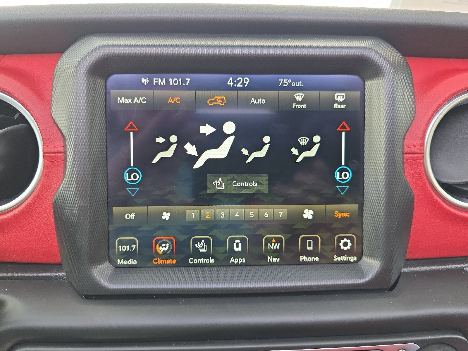 Used 2023 Jeep Wrangler Unlimited Rubicon 392 AWD/4WD image 40
