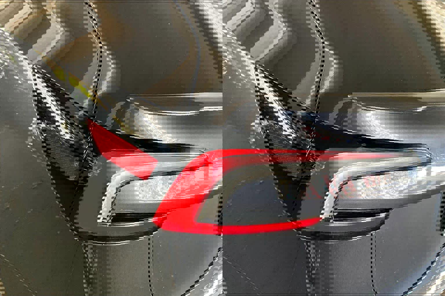 Used 2024 Tesla Model 3 Performance image 28