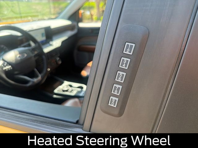 Used 2022 Ford Maverick Lariat w/ Lariat Luxury Package AWD/4WD image 35