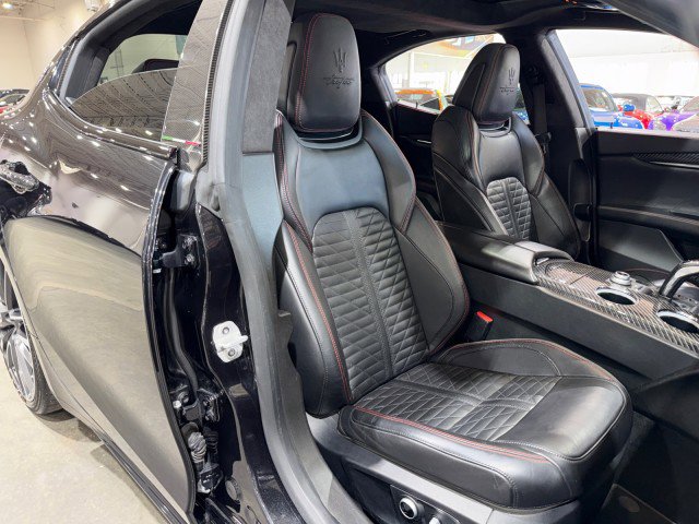 Used 2022 Maserati Ghibli Trofeo image 63