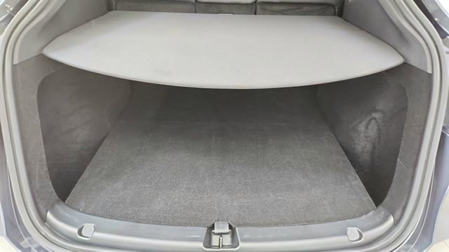 Used 2025 Tesla Model Y Performance image 15