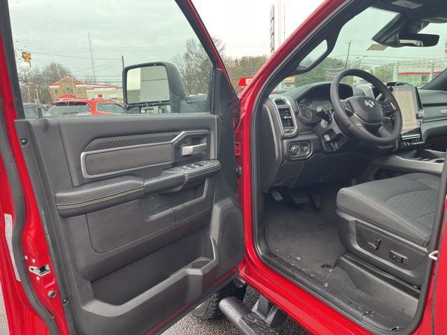 New 2026 RAM 2500 Big Horn AWD/4WD image 4