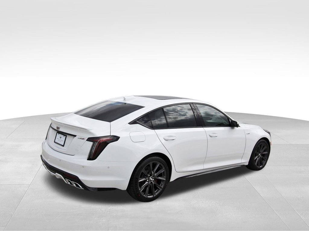 New 2026 Cadillac CT5 V image 4