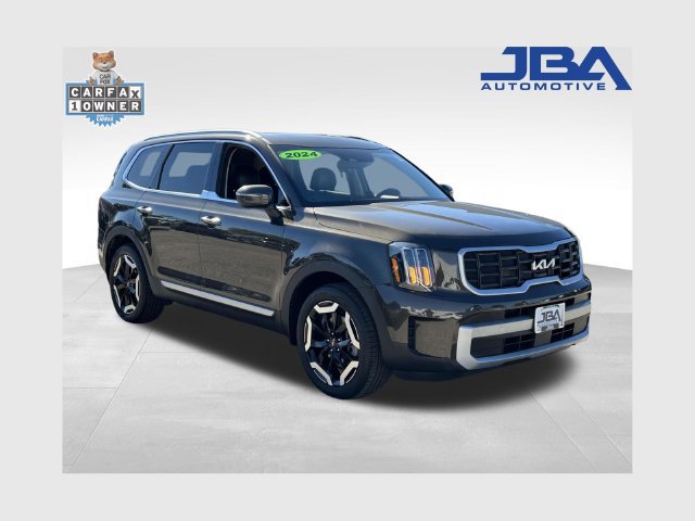 Used 2024 Kia Telluride S w/ S Sunroof Package