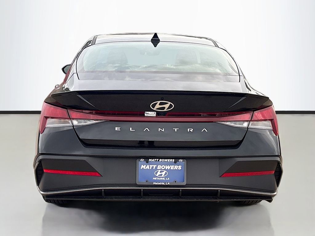 Certified 2026 Hyundai Elantra Sport image 6