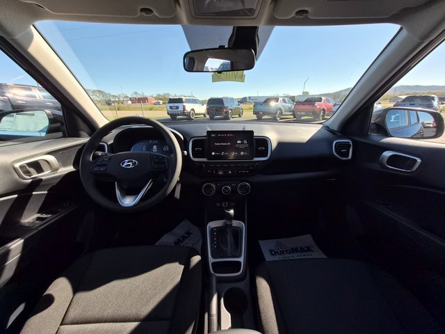 New 2026 Hyundai Venue SE image 6