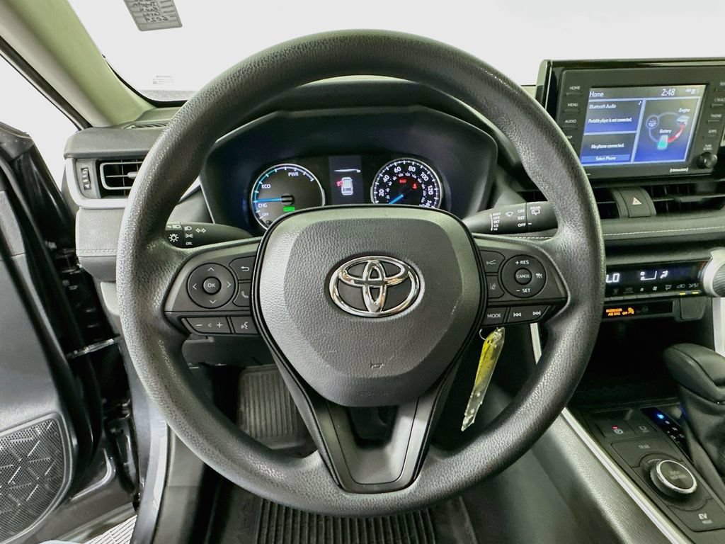 Used 2022 Toyota RAV4 LE AWD/4WD image 12