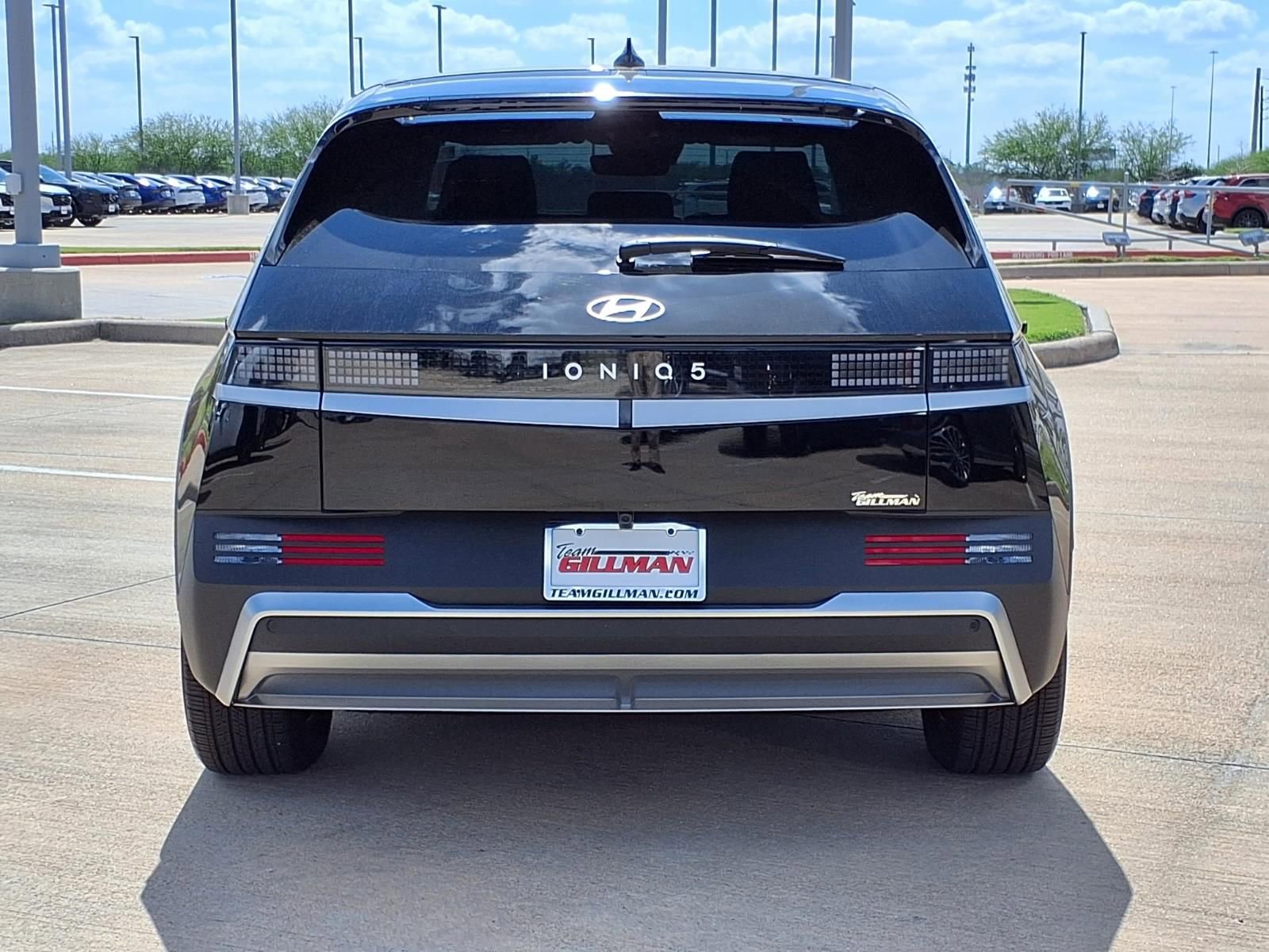 Used 2025 Hyundai Ioniq 5 SE RWD image 6