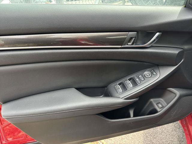 Used 2020 Honda Accord Sport image 11