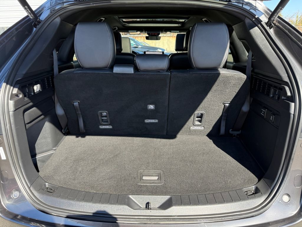 Used 2024 MAZDA CX-90 3.3 Turbo w/ Premium Plus Pkg image 27