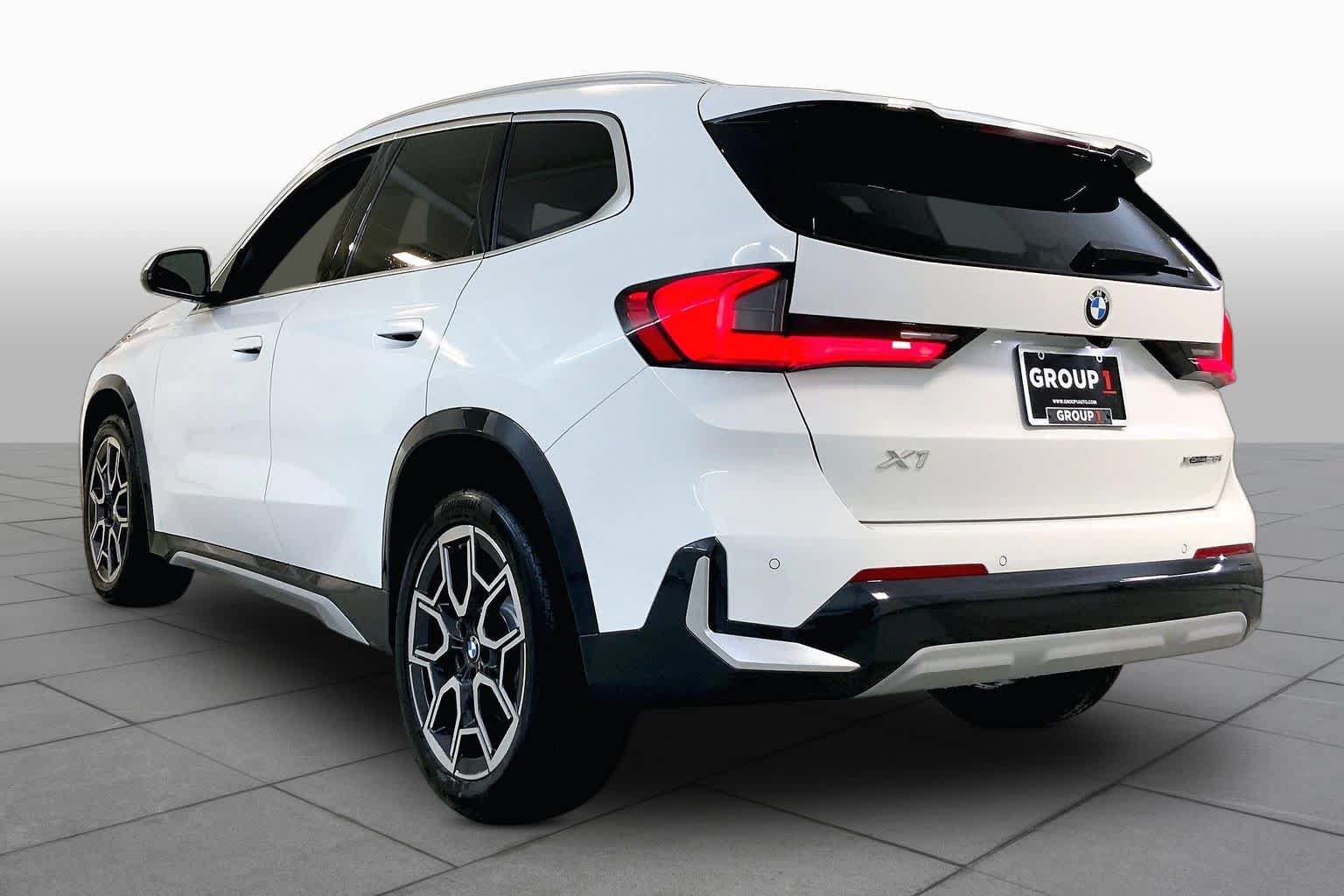 New 2026 BMW X1 xDrive28i w/ Convenience Package AWD/4WD image 12