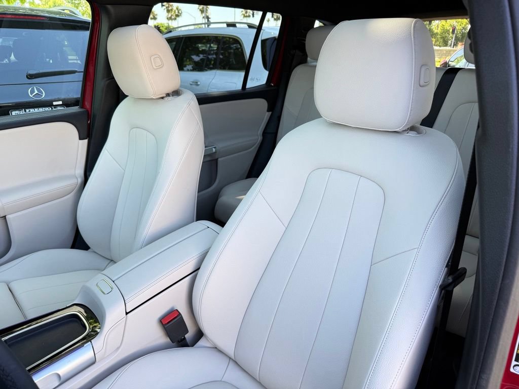 New 2026 Mercedes-Benz GLB 250 image 13