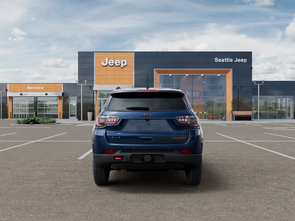 New 2026 Jeep Compass Trailhawk w/ Sun, Sound & Navigation Group AWD/4WD image 8
