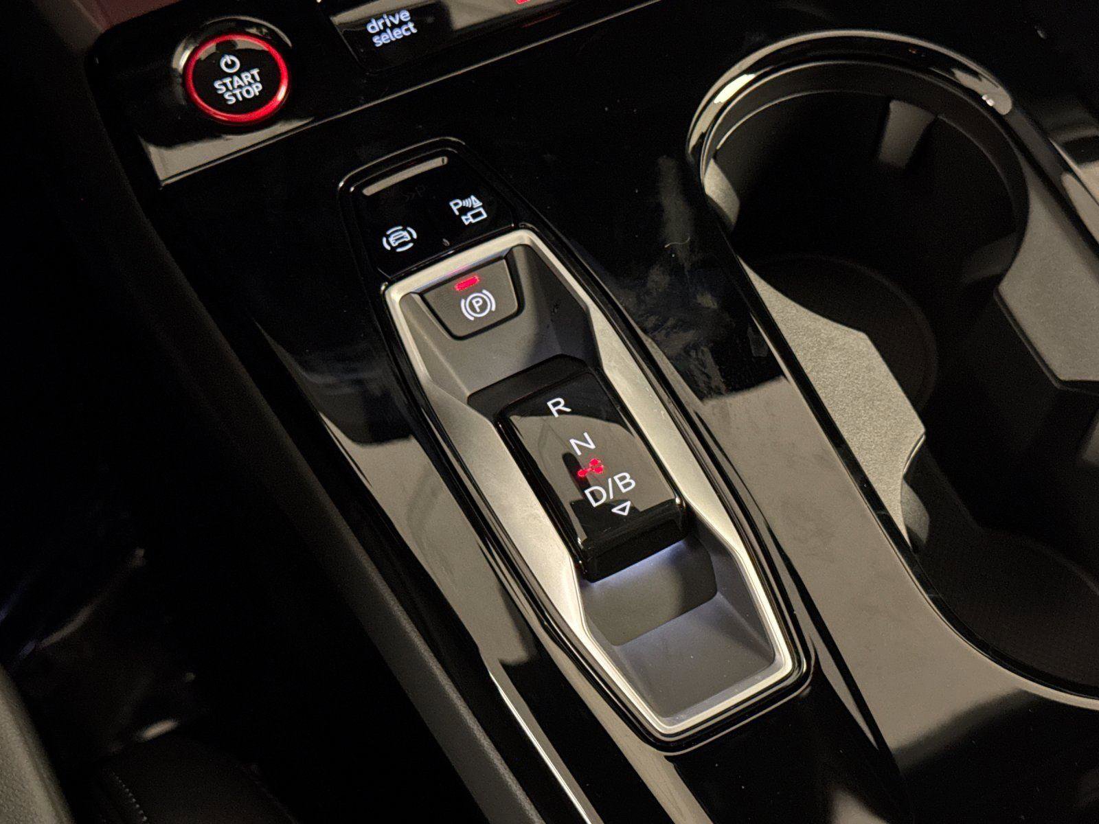 New 2027 Audi SQ6 e-tron Premium Plus AWD/4WD image 21