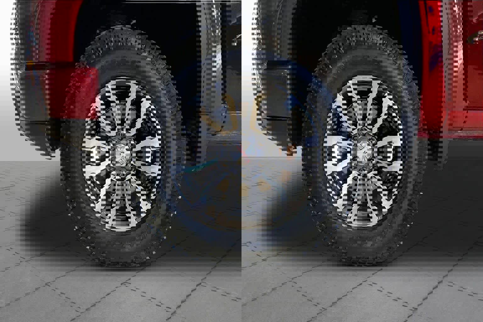 Used 2023 GMC Sierra 1500 AT4 w/ AT4 Premium Package image 10