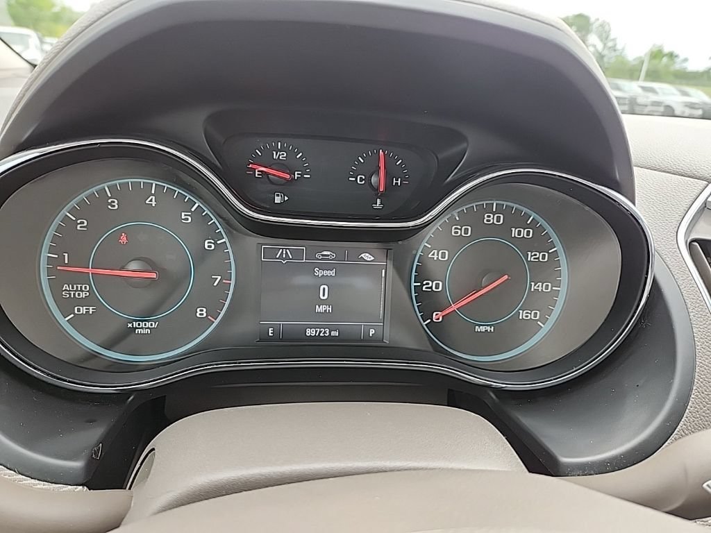 Used 2018 Chevrolet Cruze LS FWD image 13